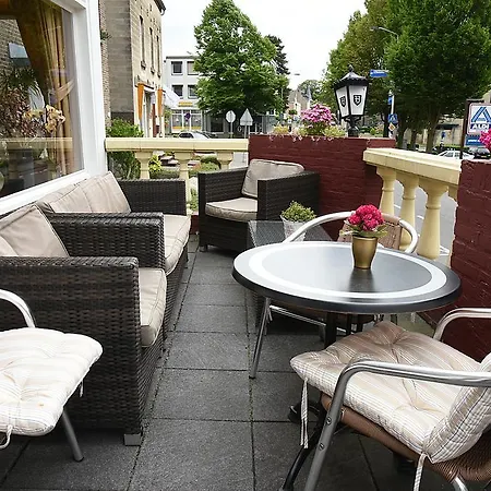 De Uitkijk Hotell 3*