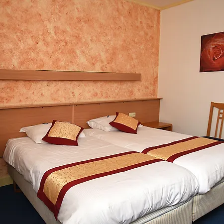 Hotell De Uitkijk 3*